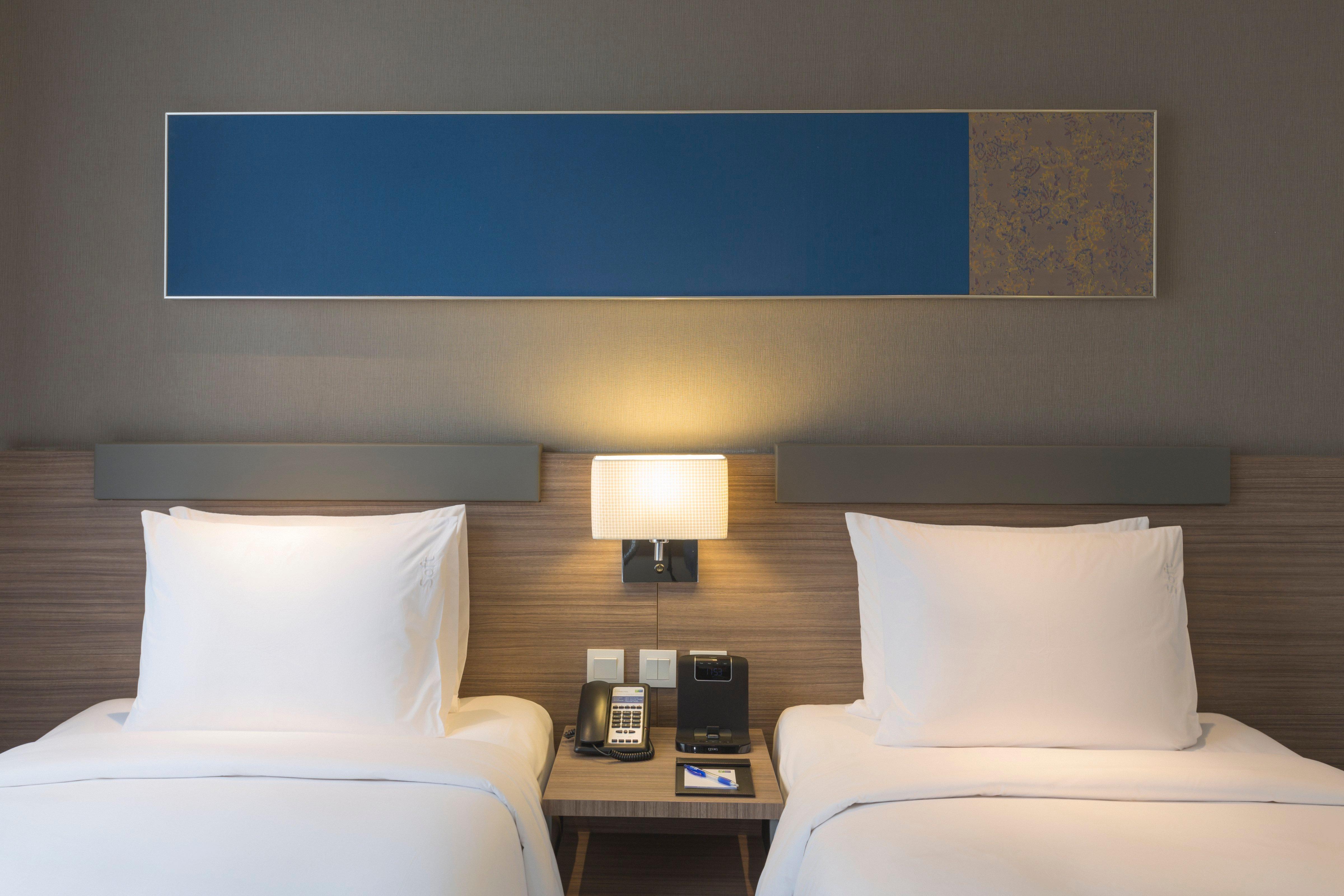 Holiday Inn Express Bangkok Sathorn By Ihg Exterior photo