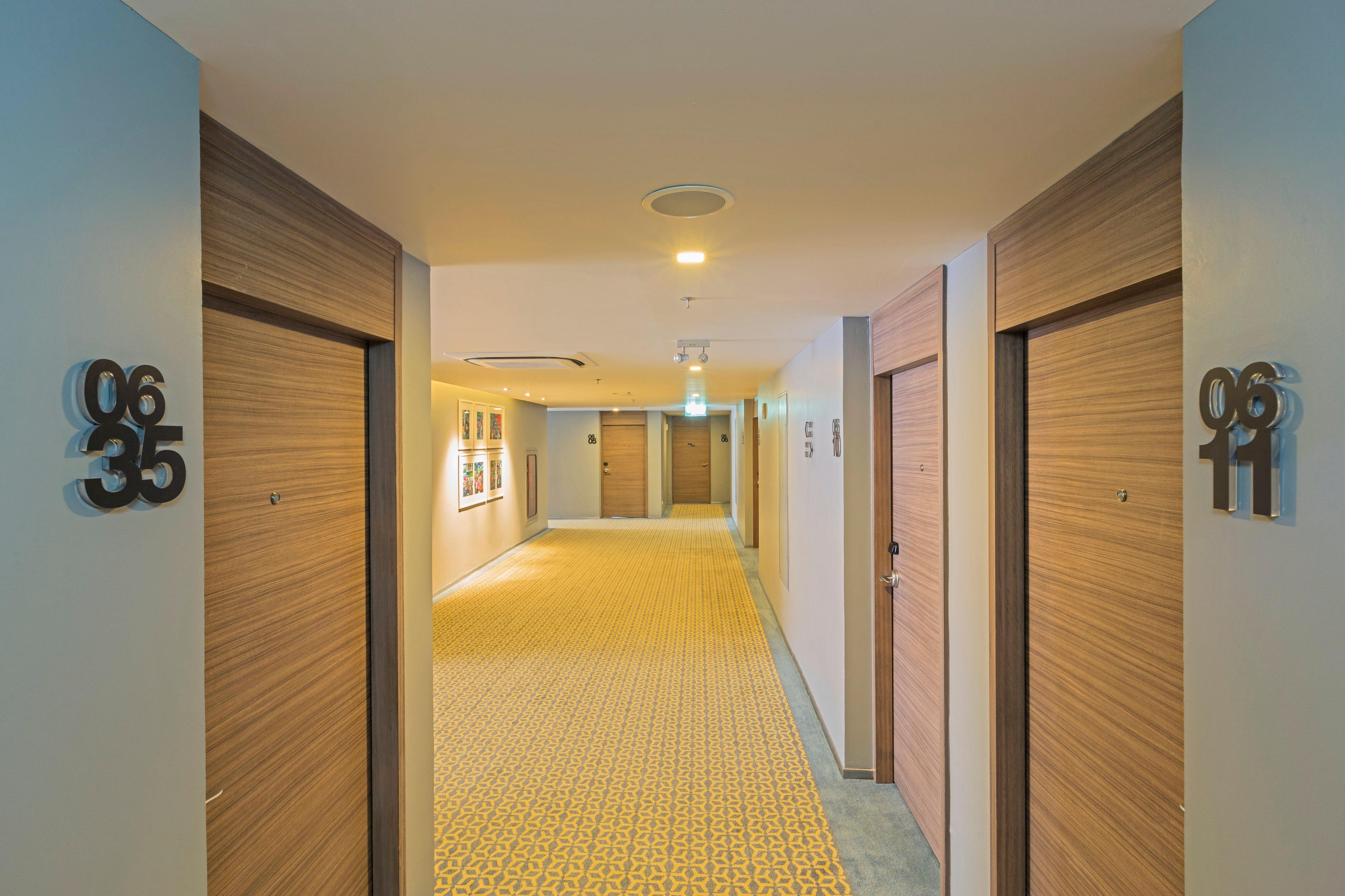 Holiday Inn Express Bangkok Sathorn By Ihg Exterior photo