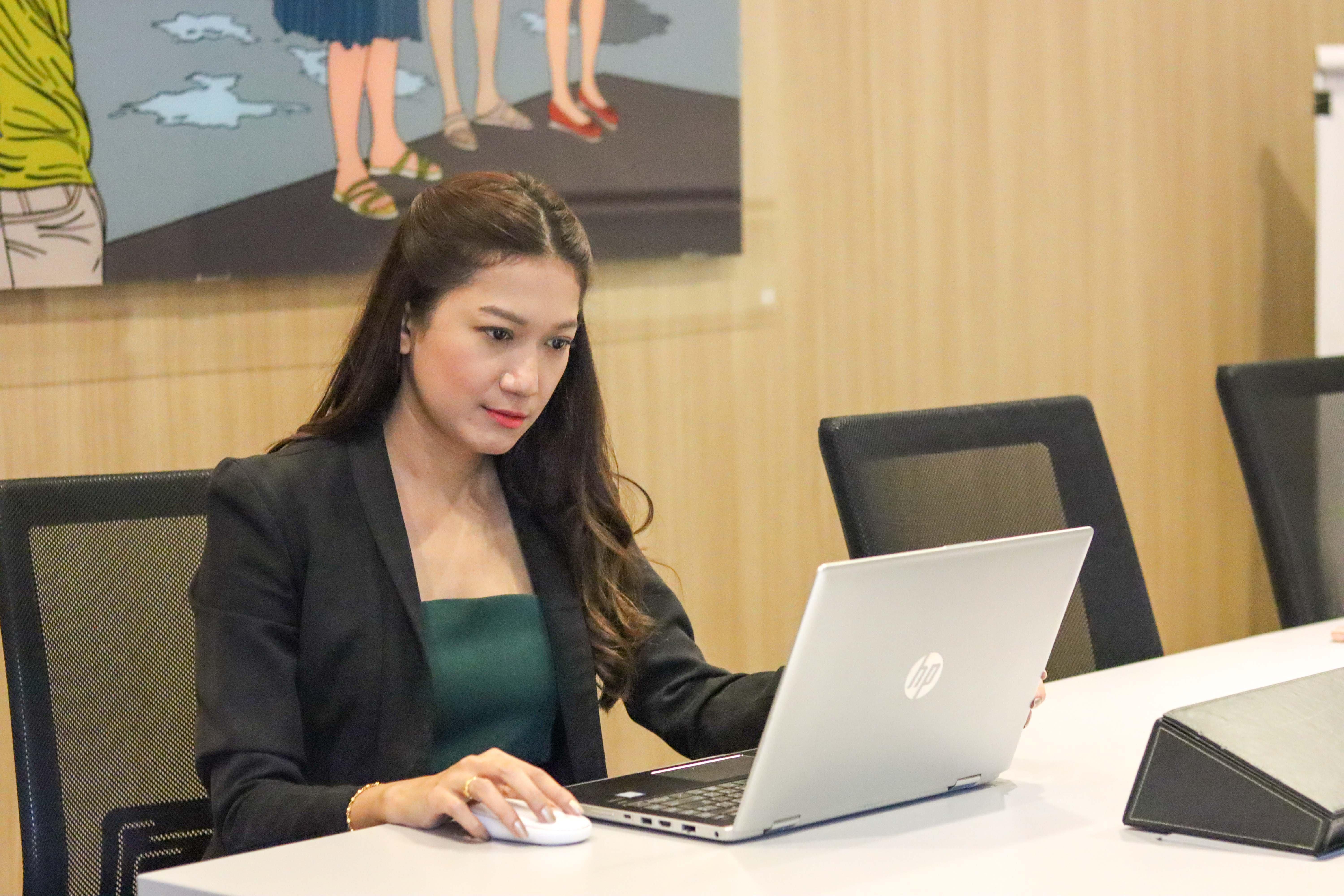 Holiday Inn Express Bangkok Sathorn By Ihg Exterior photo